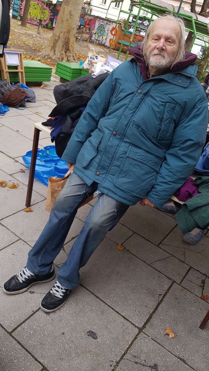 nice_centurion's tweet image. 🎃🇺🇸 #Christmas2019 is coming and we should do more for our #homeless #Veteran people 🇺🇸🎃