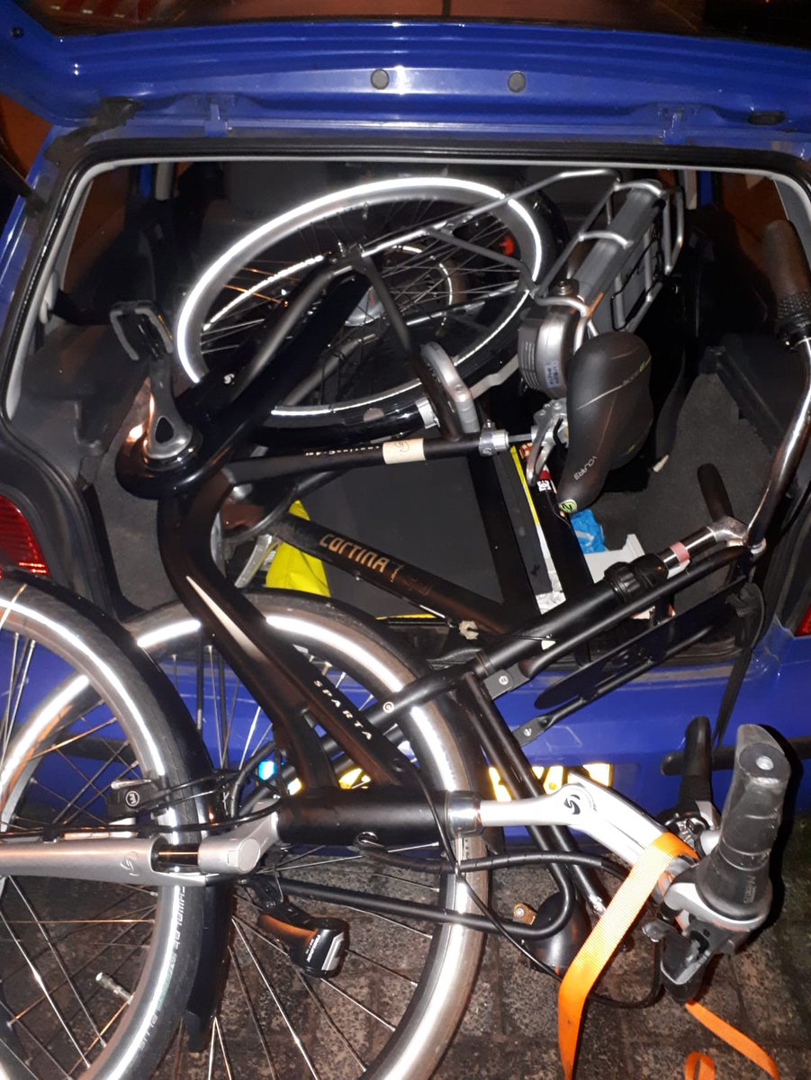 Op heterdaad werden afgelopen nacht in #Oirschot twee fietsendieven aangehouden. Van één fiets, de Cortina, zoeken we nog een eigenaar. Fiets is afgelopen nacht in Oirschot gestolen, ons niet bekend waar deze stond. Eigenaar: bel 09008844. zaaknummer 2019238527