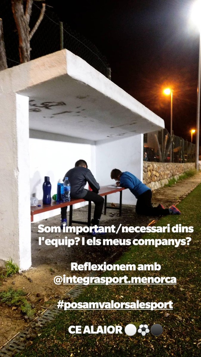 DavidMercadal's tweet photo. Posant en VALOR la meva auto confiança i la dels meus companys. Som necessari dins l'equip? Perquè? I els meus companys? #Integrasport @esportscime #Posamvalorsalesport @cealaior ⚫⚪⚽👣 https://t.co/kOWDgDb6IR