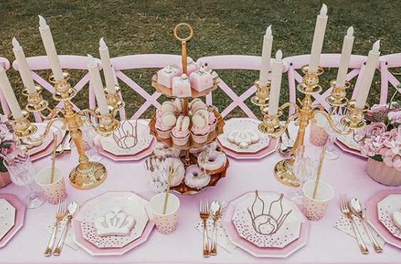IllumePartyware's tweet photo. Pretty Princess Party for your little princess.👸⁠
Styling + Props @partyperfection_perth⁠

https://t.co/O9p7nD7NMp
#illumepartyware#birthdaydecoration  #partyplates #princessparty #princesspartyideas #birthdays #partyplanning #partyideasgroup #partyideasforkids https://t.co/SATPmsfJWb