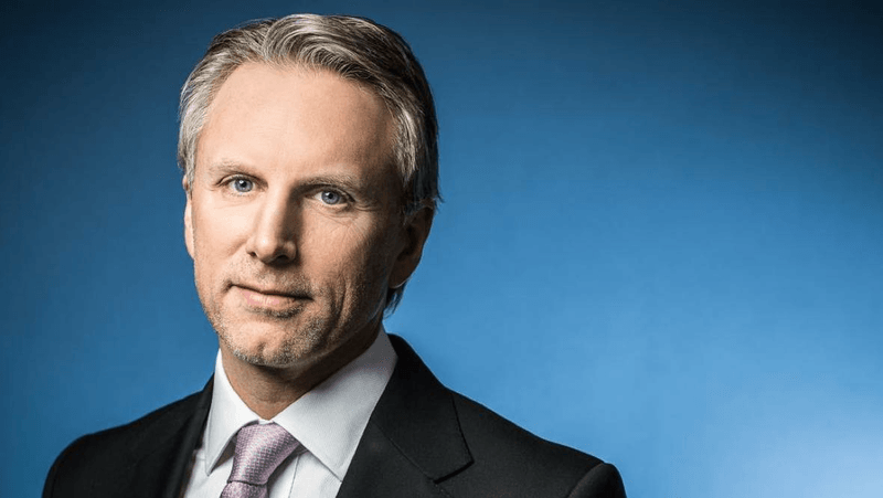 CampdenFB's tweet photo. The chairman of the $35 billion #MarsGroup is putting his grandfather’s #sustainableinvesting ethos into practice with a business-with-purpose management model open to all #CSR #sustainability 🍫🌿 https://t.co/ddPGGPD4m9 https://t.co/VlUkY70zd5