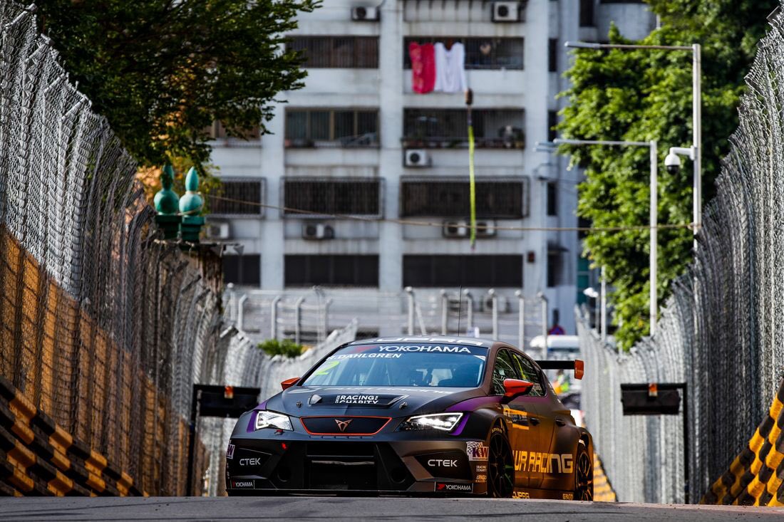 Great Race 1 of @FIA_WTCR for our #CUPRATCR driver <a href="/AurelienPanis/">Aurélien Panis</a> climbing to P12 in #Macau. <a href="/DanielHaglof/">Daniel Haglöf</a> finished in P13, <a href="/mazconaoficial/">Mikel Azcona</a> and <a href="/TomCoronel/">Tom Coronel</a> in P19 and P20 respectively.