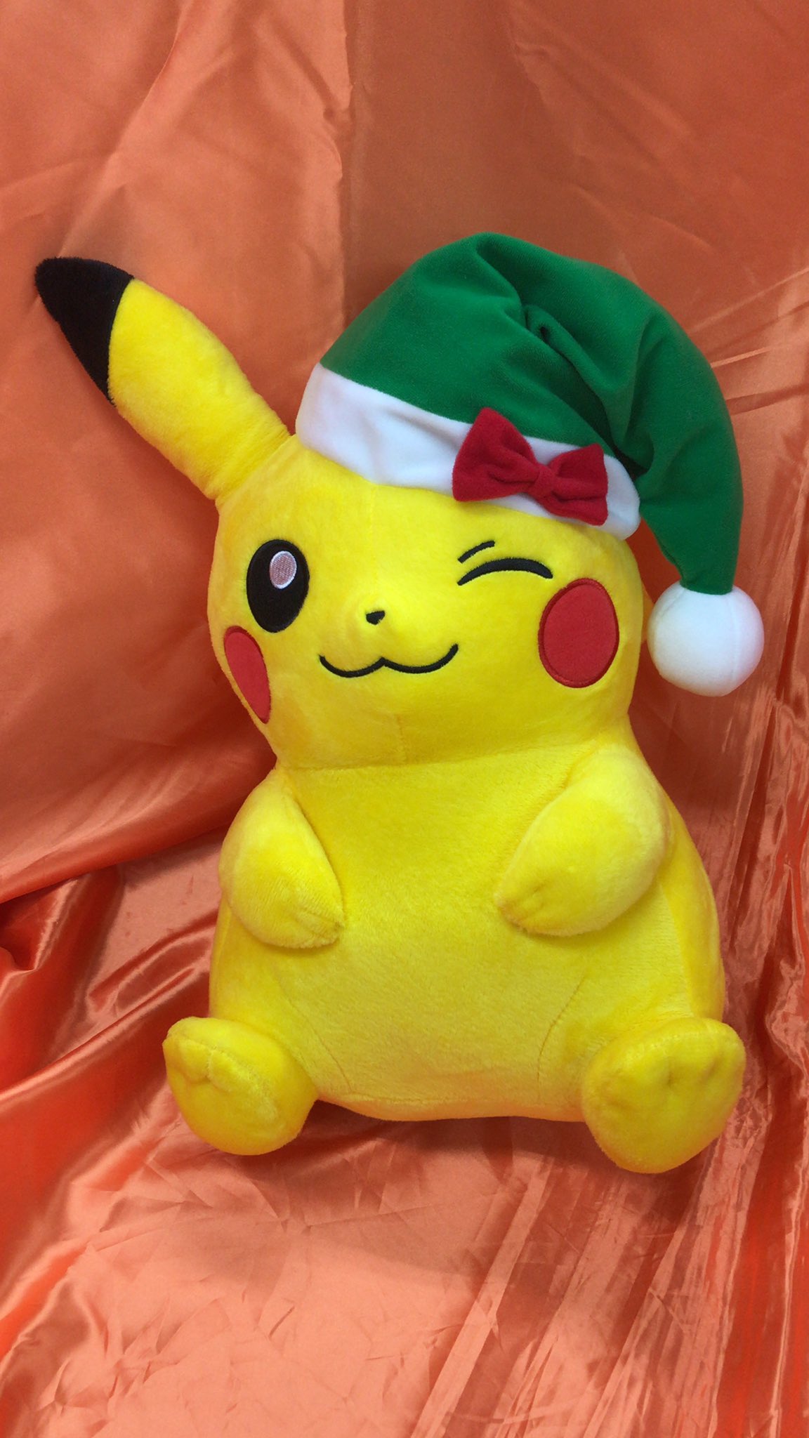 ポケットモンスター めちゃでかクリスマスピカチュウぬいぐるみが入荷しました まだちょっと早いですが お子様のクリスマスプレゼントへおすすめで ワンダーシティ札幌 プラボ札幌西町店 Twitter 19 11 16 札幌市のアミューズメント施設 ワンダーシティ