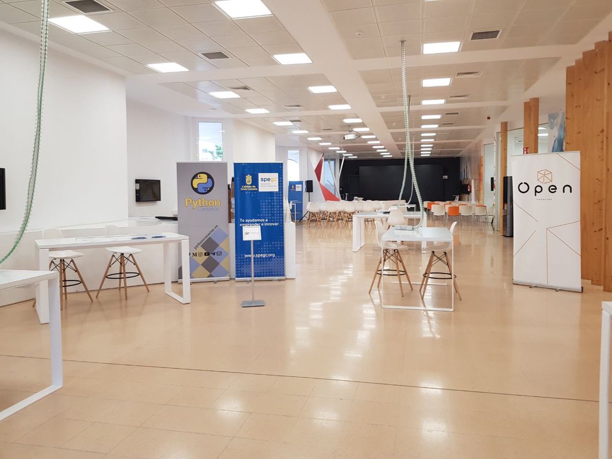 Python Canarias tweet media