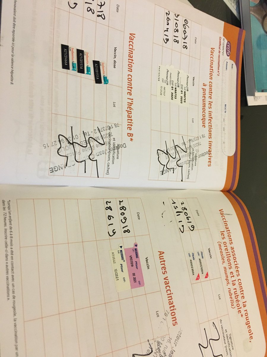 Grange Jc Voici Le Carnet De Sante D Un Enfant Suivi Par Un Medecin Considere Comme Antivax