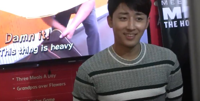 yellowbelle's tweet photo. Did some random YT search and found this. ^^

Son Ho Jun's cuteness is all over the place.
And his politeness is so obvious even while picking up random numbers and placing them on the table.

GOSH! #SonHoJoon at #KCON2015, watch:
https://t.co/7ccCKIUI1F https://t.co/cxWkhCsTtP