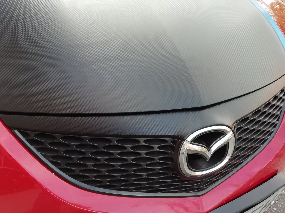 artyvinilo's tweet photo. #MAZDA3 #Burgos #Rotulación

Personalización en vinilo #HEXIS30000 efecto fibra de carbono

*Capó y bandas laterales
*Zona superior de parrilla
*Tapeta combustible
*Espejos retrovisores

Trabajamos materiales de alta calidad y gran durabilidad.

#mazdawrap #wrapping https://t.co/S2AjivOv3s