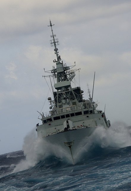 TheNewOcean's tweet image. I understand that the @Canucks lost the game. You left the @PortVancouver before I could mobilize my #KetchHarbour Camera Image Techs. You were steaming past #PointAtkinson. We deployed to shoot at First Narrows. We survived. 
@HMCS_NCSMRegina looks, awesome sir.