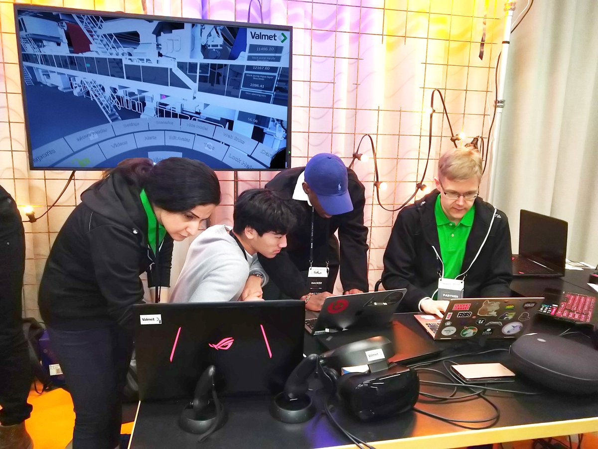valmetglobal's tweet photo. #Valmet challenge participants are utilizing 3D models and ValmetXR platform mentored by Valmet and #AaltoUniversity at #Junction2019. Let’s envision the service workshop of the future together!! #RollServices #hackthefuture 
Read more: https://t.co/K47wX3sy5P https://t.co/asrJXB2AW0