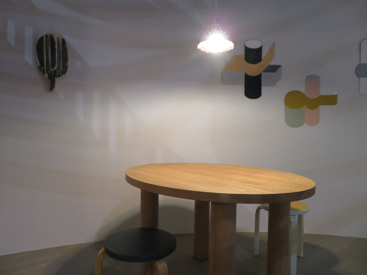 Tak たけ いちばんやさしい美術鑑賞 ミナ ペルホネン 皆川明 つづく 洋服だけの展覧会ではありません 建築もあります Shell House シェルハウス 構想 皆川明 設計 中村好文 皆川氏が将来の夢として構想している 簡素で心地よい宿