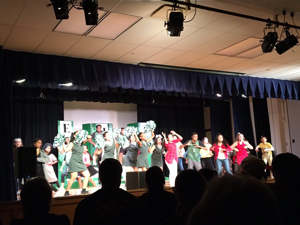 Amanda Fernandez tweet media