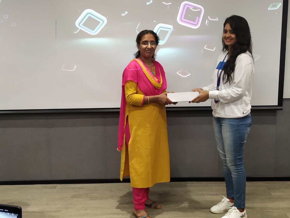 Anbu_Mani27's tweet image. Closing notes &amp;amp; Goodies distributions @#MS365DevBootcamp #MSEvents #IndiaMVP #M365Bootcamp #office365 #mvpbuzz #MS365DevBootcampBLR