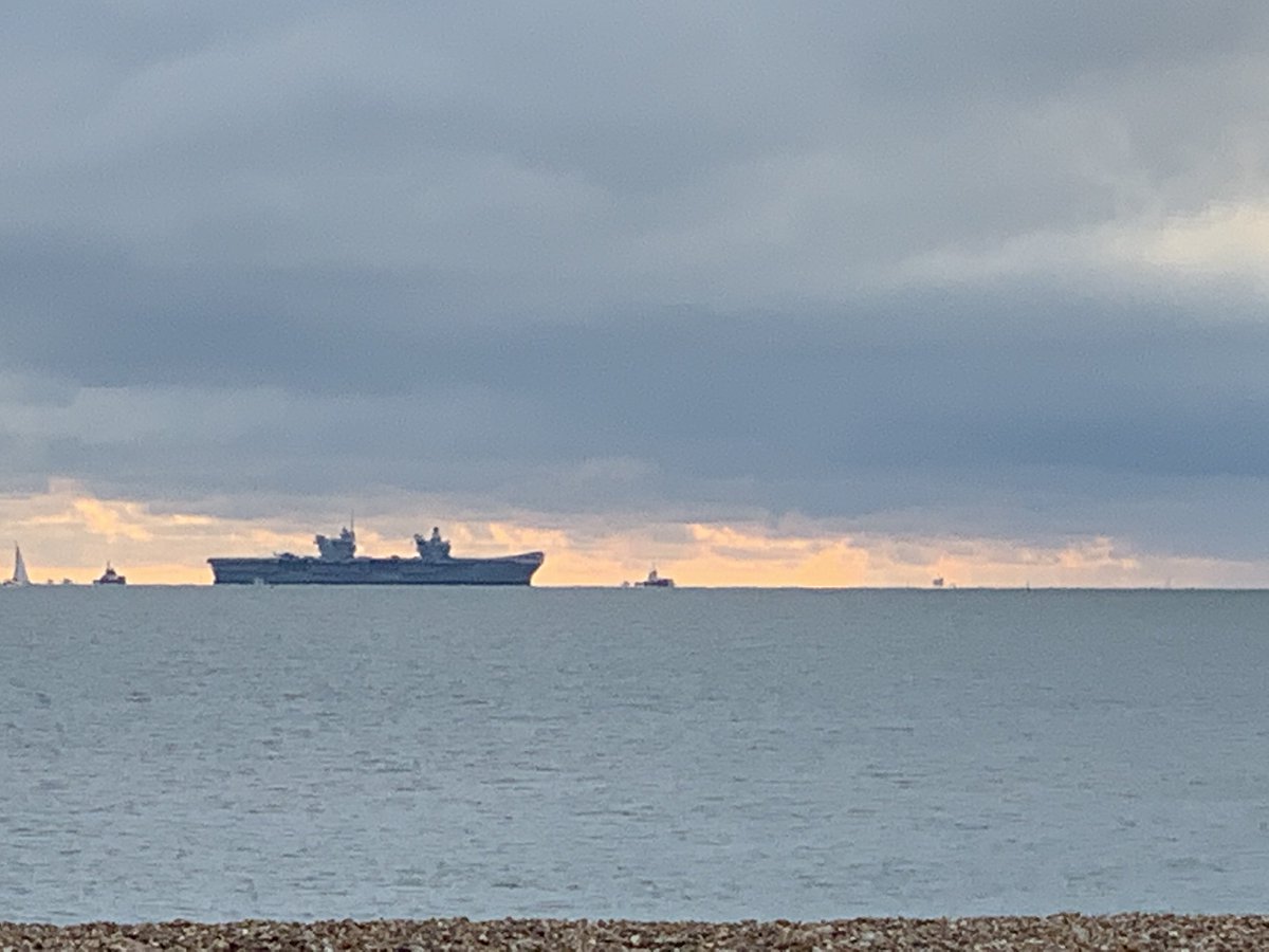 DmwsTraining's tweet image. Great to be watching HMS Prince of Wales making her way into HMNB Portsmouth today!  Which reminds us that we're delivering more Armed Forces MHFA for the Royal Navy this month.