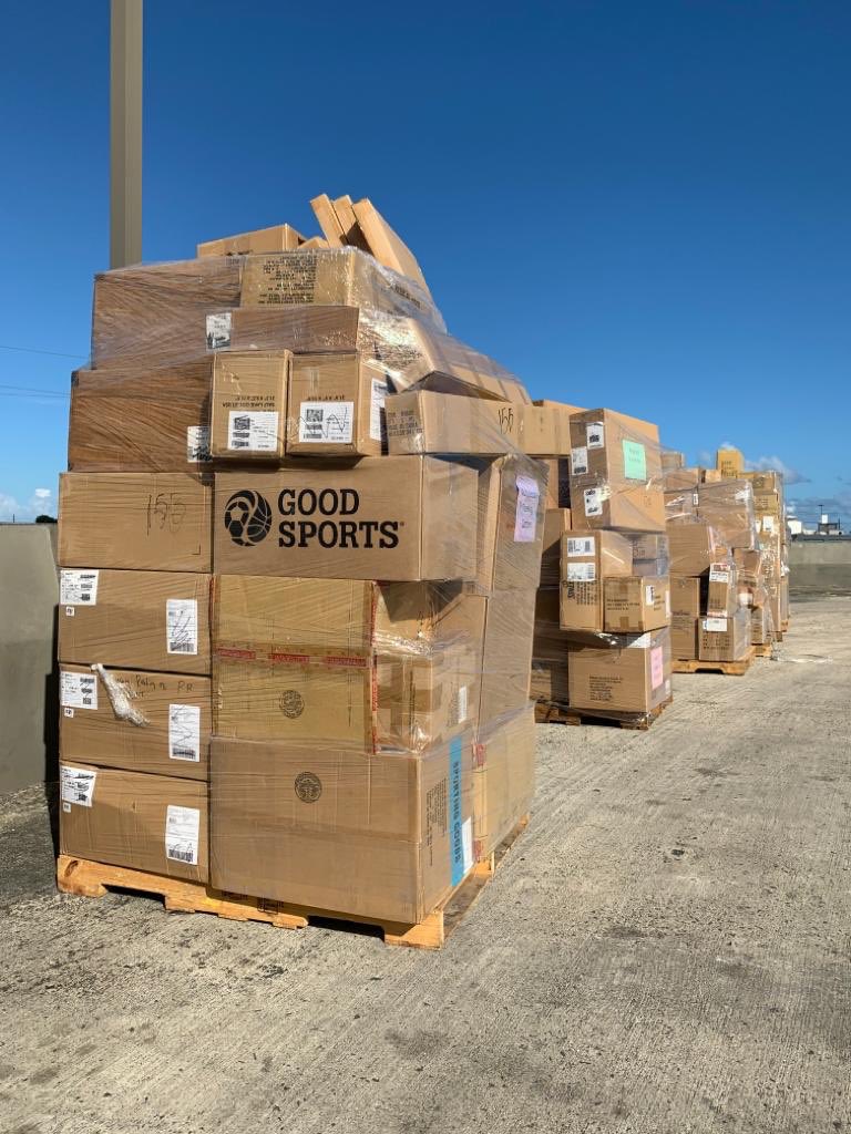 PuertoRicoOpen's tweet photo. Ready for the donation!🏀⚾️🎾 #kidsprofun #kidswhoplaydobetter https://t.co/VRxD7pH6cu