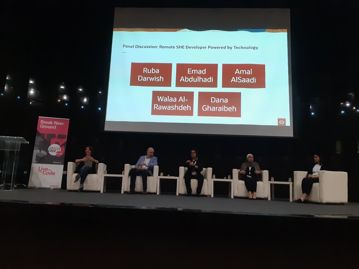 intajICTJO's tweet photo. @Rubadar moderating Panel Discussion: Remote SHE Developer Powered by Technology during #ORACLECODEEXPLORE

#SHETECHS #Jordan https://t.co/narmEh9HU2