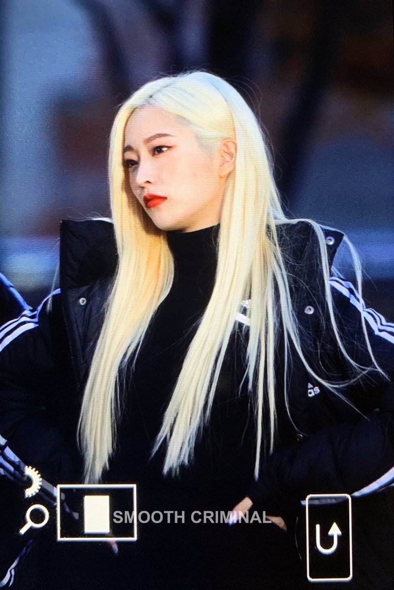 scriminal_jew's tweet photo. 191116 은우야 날이갈수록 더 이뻐지네ㅠㅠㅠㅠㅠㅠ😇😇🔫
#희나피아 #HINAPIA #정은우 #은우 #DRIP https://t.co/bVAmBco1sR