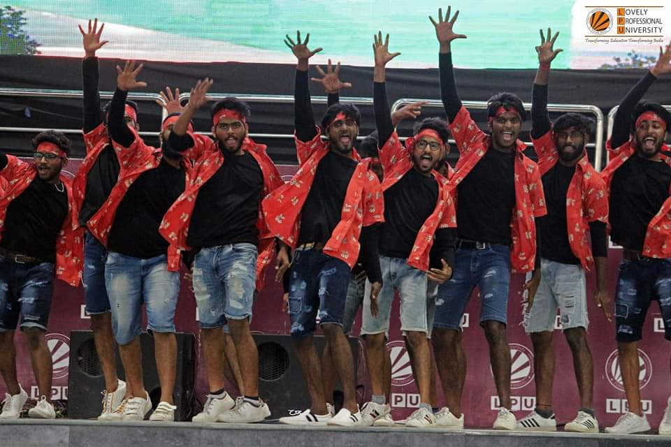 lpuuniversity's tweet photo. Day 1 of #LPU’s International Extravaganza, #OneWorld2019 has concluded at #LPUCampus!
The tenth edition of the mega fest themed upon ‘Inventions &amp; Inventions: Ideas that made the Difference’ has delighted us all with a 4 kilo-meter long colourful cultural procession. 
#ThinkBIG https://t.co/uFngAq03SD