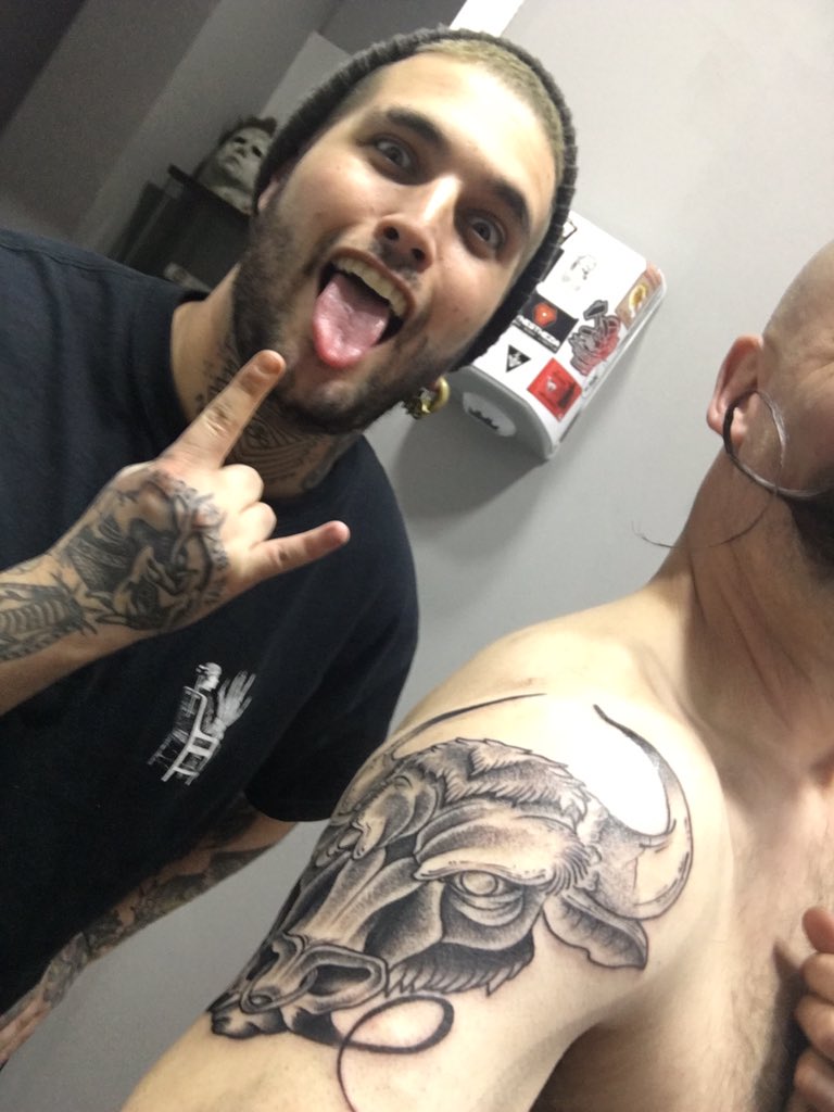 Danbystereo's tweet photo. Thanks to my friend @josemetalpoke for hooking up this last minute tattoo last night. If you're in Madrid go check him out. If he's not at the shop then he's at @wrongway_punkrock bar!!! #tattoo #josemetalpoke #madrid #spain #mustachebull #wrongwaybar https://t.co/ik5SBqy3o9