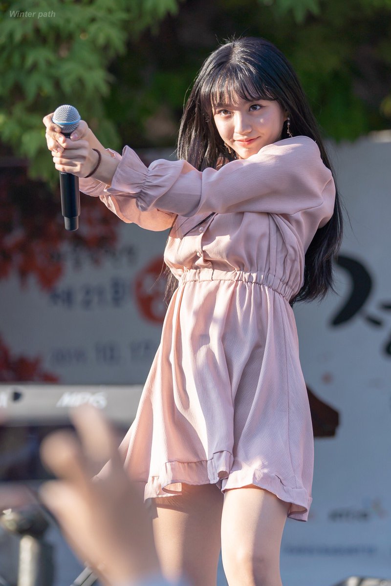 k_Winter_path's tweet photo. 191019 정동문화축제

예서 

#버스터즈 #Busters
#예서 #YeSeo #강예서 
@Busters_idol https://t.co/zgq1UiAIaA