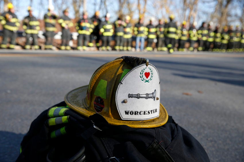 hscott61's tweet image. Crews Battle a Four-Alarm Fire in Worcester that Claimed the Life of Lt. Jason Menard

Scanner audio from four-alarm fire that claimed the life of a Worcester Firefighter...

youtu.be/2TRp9a0BjUI

#Worcester #JasonMenard #FirefightersFirst #FireFighter #FireFighters #Hero #USA