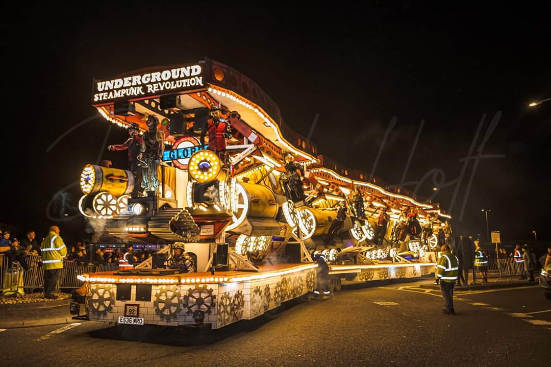 GlobeCC's tweet photo. What a night great night at @CarnivalWells last night!!!1st in local feature (9th overall) best local routine, best local decorated vehicle and driver and best local entry.🎉 🥳🎉
Big congratulations to our home city pals the @Mendipvalecc a fantastic 2nd place 🍻 https://t.co/yv8kp6u9Yx