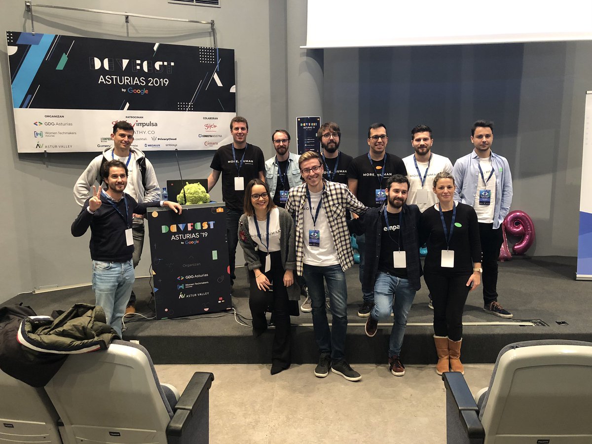 Here we are!!! Supporting <a href="/kaskol10/">Ramiro Alvarez</a>!!! #DevFestAst19 <a href="/EmpathyCo_/">Empathy.co</a>  <a href="/GdgAsturias/">GDG Asturias</a> #Spark