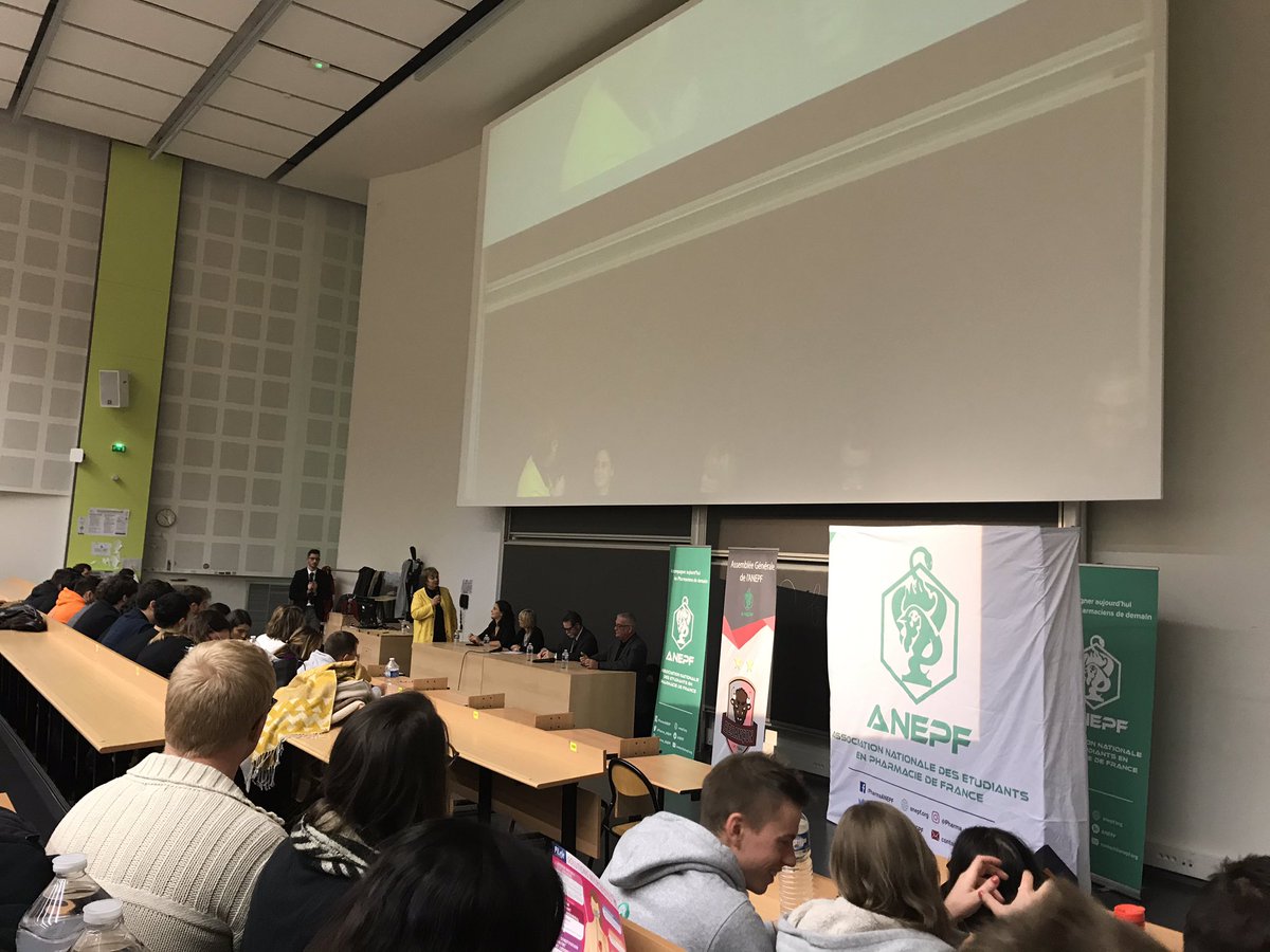 ElusEtuPharmGre's tweet photo. Les Élus UFR sont présents à l’Assemblée Générale de @Pharma_ANEPF . 

📣Début de Table Ronde sur le Bien-être des étudiants en #Pharmacie modérée par Mme Woronoff-Lemsi. https://t.co/zK9aKceVfR