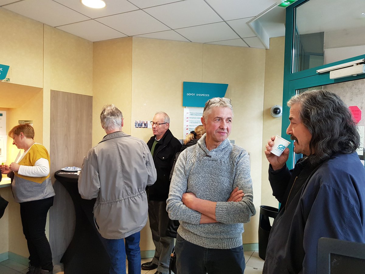 BeckerLudo's tweet photo. Café des sociétaires : Crédit Agricole de Rémilly, des moments d'échanges qui entretiennent le lien social sur tout le territoire.
Apprendre les gestes qui sauvent avec #ProtectionCivile et les missions du syndicat d'initiative de Courcelles Chaussy.
@C_A_Lorraine https://t.co/mgCejnTLc5