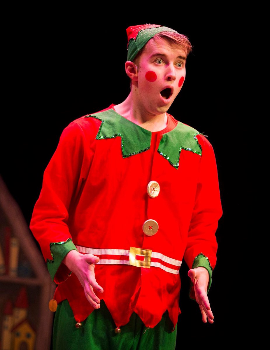 santasnewsleigh's tweet photo. Santa’s New Sleigh flies into @TheWaterside1 This December Book here. https://t.co/0rKbZpaZAe @AylesburyEvents @aylesburytc @claireayles https://t.co/YFHLCVHhtI