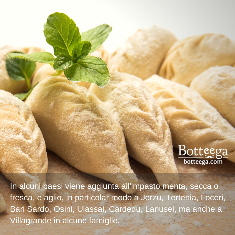 Ve lo siete perso? "Culurgiones ogliastrini: i ravioli di patate sardi con la spiga" - blog.botteega.com/ravioli-patate… #prodottisardi #culurgiones