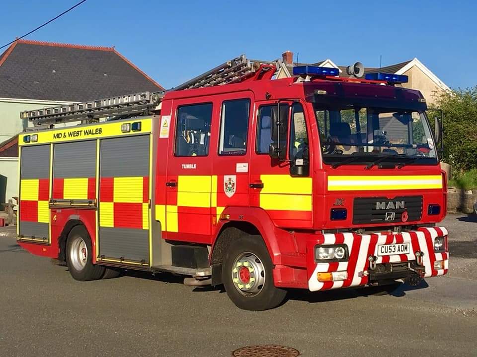 StnTumble's tweet photo. Diolch i bobl y gymuned am gyfrannu at ein casgliad i Plant Mewn Angen neithwr. 👌👍👍👏👏🚒🚒
Thank you to the local community for contributing to our Children in Need collection last night. A total of £2670.58 was raised.👊👌👍👍👏👏🚒🚒 https://t.co/QNwstdDCRQ