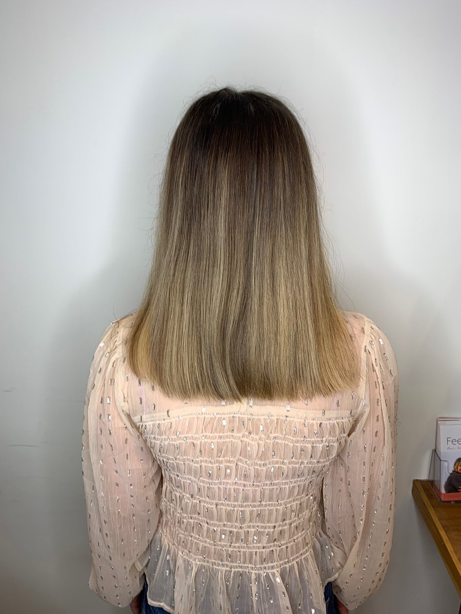 Amazing work from Hannah our extension specialist <a href="/Geikohair/">Geiko Hair</a> using #Beautyworks 50% off fittings. Limited time only #getbboking <a href="/RoyalPriorsSC/">Royal Priors</a> #loveleam #geikohair  #partyhair  #hairleamington