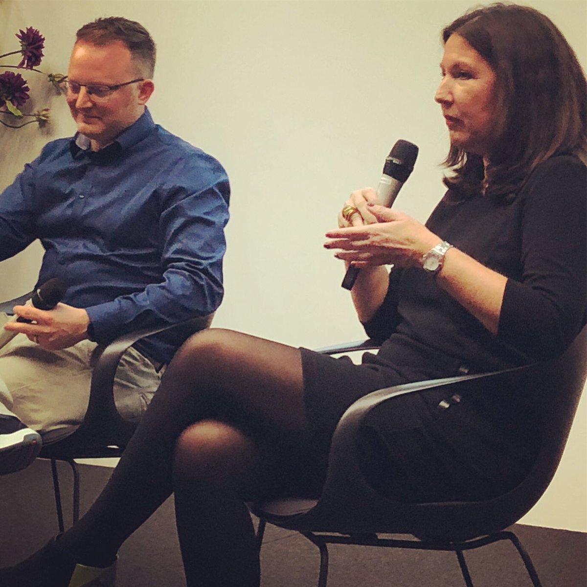 OpenSpaceBeta's tweet photo. Der Unternehmer @Andr3asSchlegel und @SilkeHermann diskutieren Beta-Transformation in wenigen Monaten bei der @OpenSpaceBeta-Buchpremiere in Korneuburg bei Wien - Teil der #BetaWeeks.
Es gab faszinierende Einblicke zur Transformation bei der @fsm_ag! https://t.co/U9xbX1wr3O