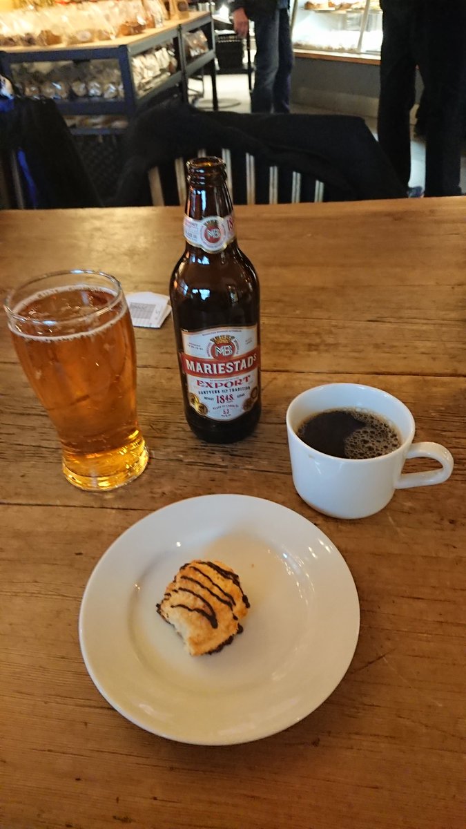 Gurra123's tweet photo. Lunch i Leksand. 👍 https://t.co/GprIrgebd6