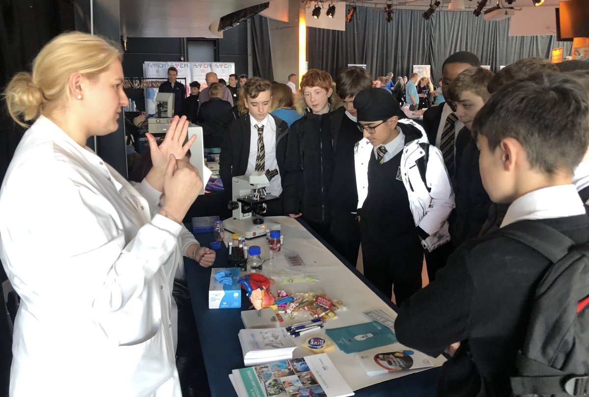 STEMglasgow's tweet photo. Coming to #STEMFest19 Family day at the @gsc1 today? Make sure you visit the employers marketplace in the foyer! Over 20 employers are here from 12 - 4 to talk about all the fantastic career opportunities in Glasgow π¨πΎβπ»π©πΌββοΈπ¨π»βππ©πΌβπ¬π¨πΎβπ§π·π½ββοΈπ©πΌβππ¨πΎβπ§π©π»βπ»π¨π»βπ« #STEMGlasgow https://t.co/2kw2VAydm8