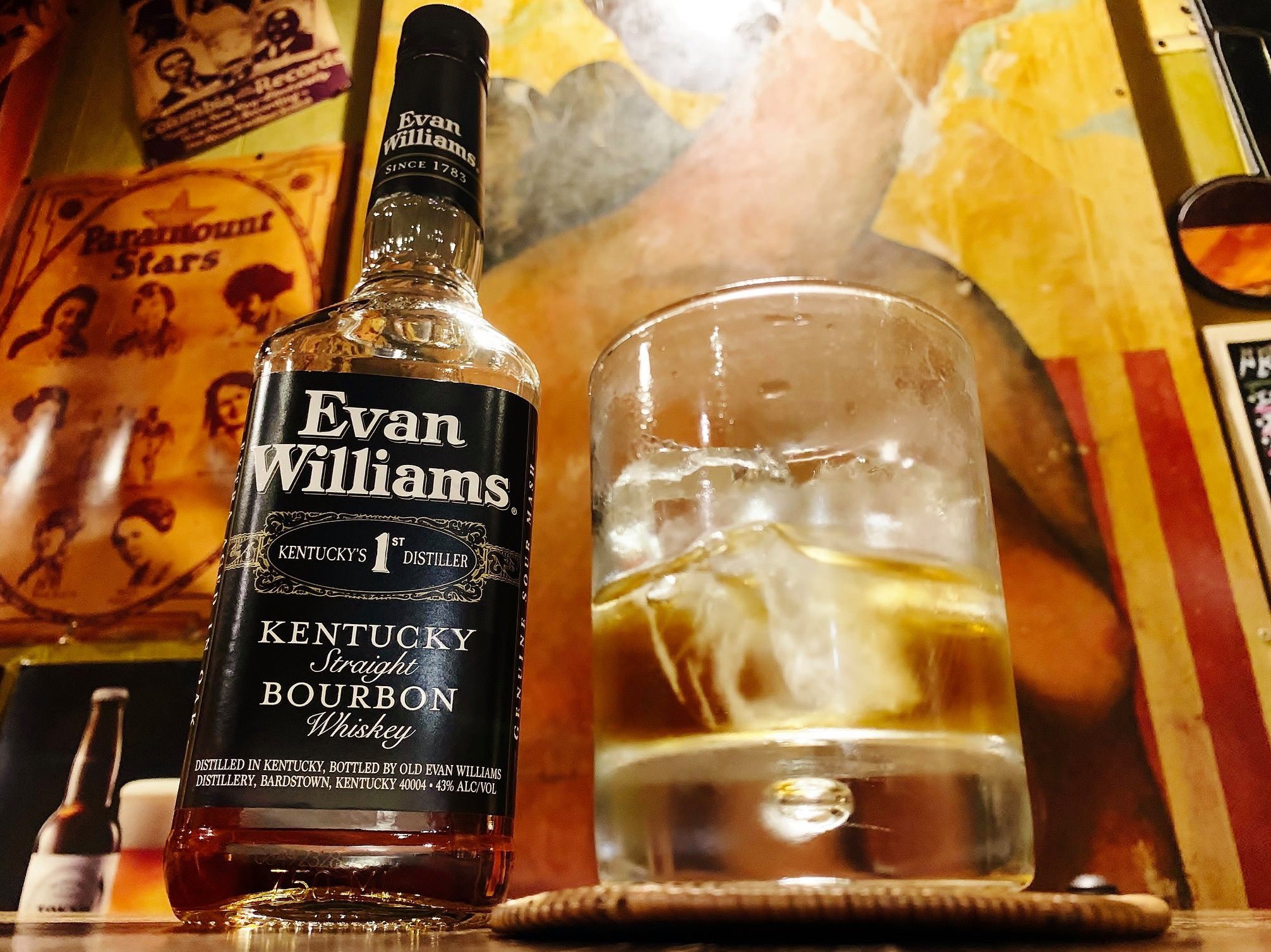 西荻窪 ほうぼう屋 限定仕入 バーボンウイスキー エヴァン ウィリアムス コスパの良い美味しさです スタッフ K 杉並区 中央線 西荻窪 西荻 Nishiogikubo アメリカ南部 ケイジャン バーボン ブルース ブルーズ Blues 居酒屋 ダイニング