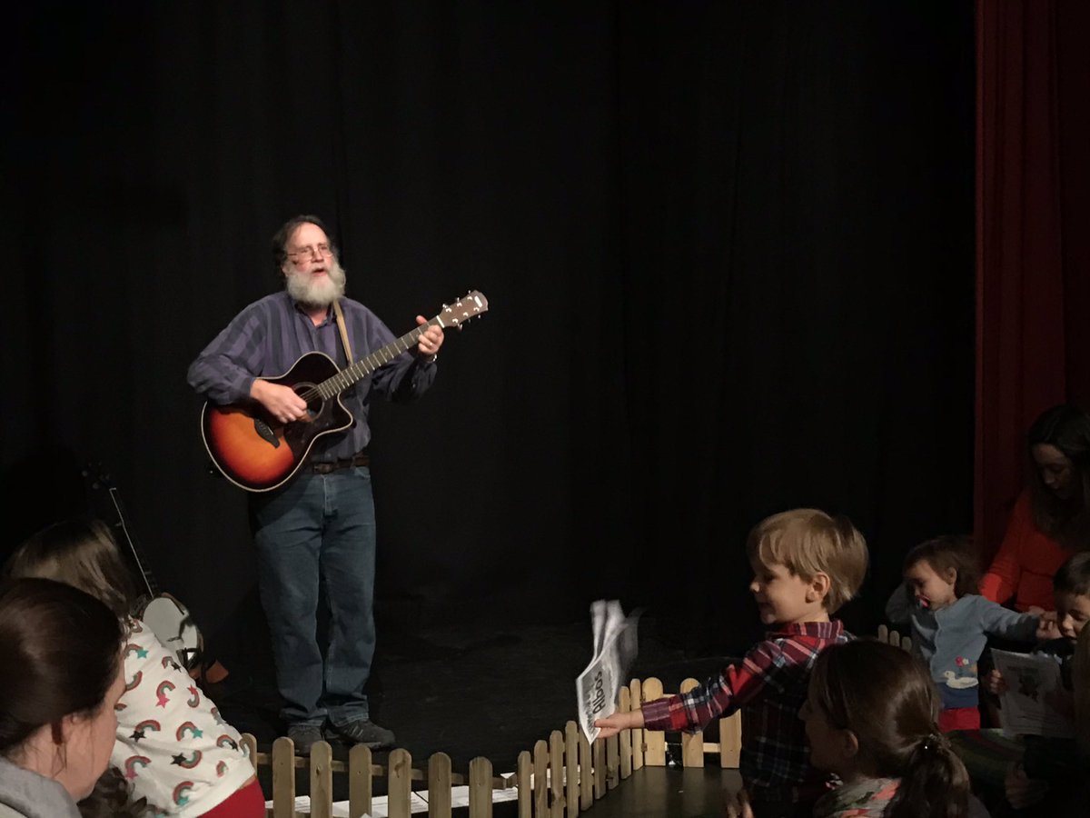 Great audience this morning for Little Folk with Albo - plenty of musical foot stomping and dancing going on!@ColourHouseThtr <a href="/mertonabbeymill/">Merton Abbey Mills</a>
