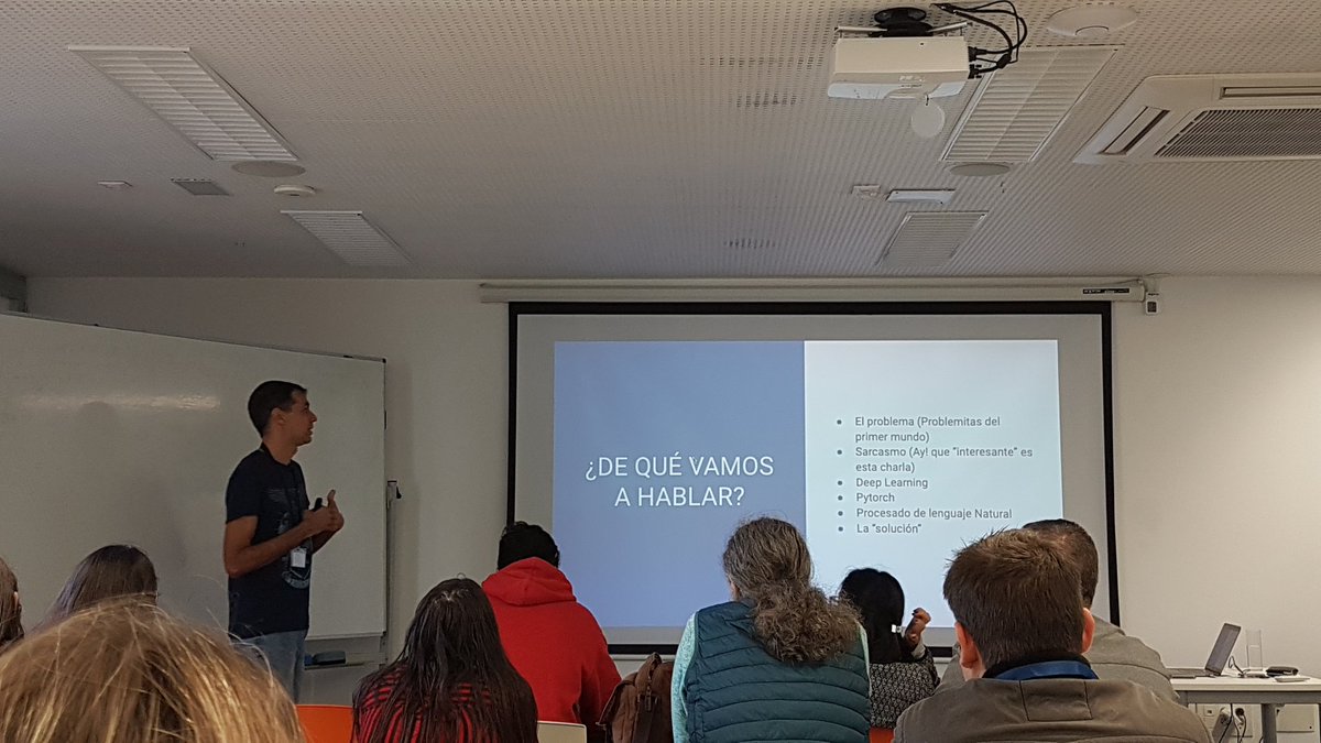 wendolindamian's tweet photo. @aitorcarrera hablándonos sobre NLP y si es posible que una máquina detecte el sarcasmo #Edosoft #PyDayGC19 @pythoncanarias https://t.co/KnCUMCjkXq
