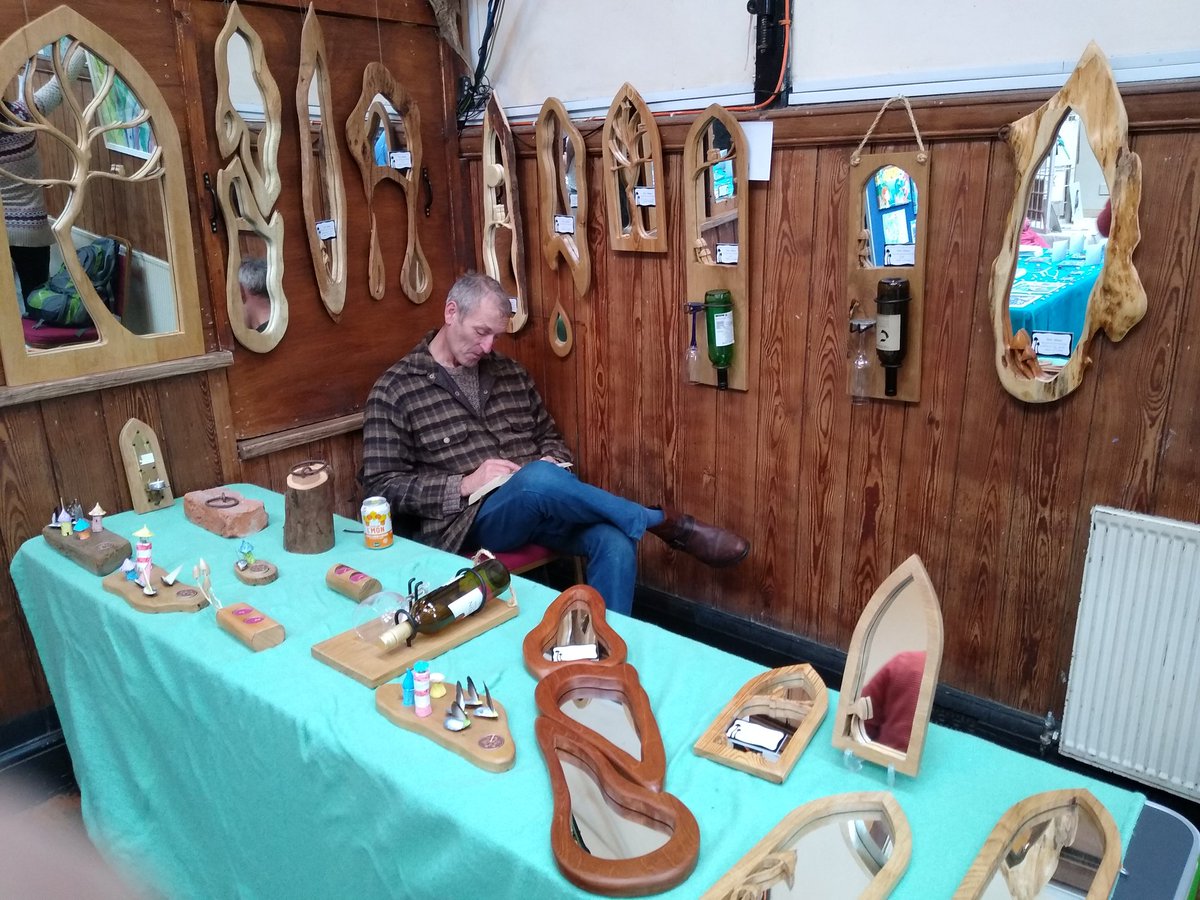 gregsoncentre's tweet photo. All ready for the art market! The hall looks spectacular filled with such beauty. Definitely going to get a lot of christmas shopping done! It's on 11am until 5pm, pop by!
#lancasteruk #lancasterartsafari #gregsoncentre #itsontoday #lancasterart #lovelancaster https://t.co/fZLxCgp9zF