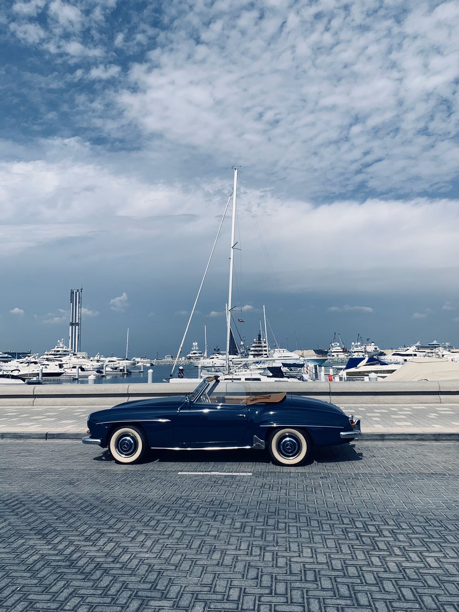 itsOhoud's tweet image. Sky reflection 💙