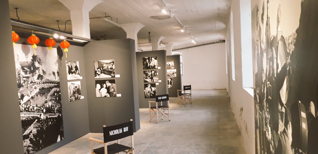 museudecervera's tweet photo. ‼ Aquest cap de setmana i el que ve, encara sou a temps de visitar una expo espectacular 🎬📽📸 #propdehollywood a la Farinera (Sindicat) de #Cervera.
Entrada gratuïta fins dg 24 nov.
No us la perdeu!👇🏼 #Cervera2019 #gomezgrau @paeriacervera @gencat https://t.co/62SP8xUeed
