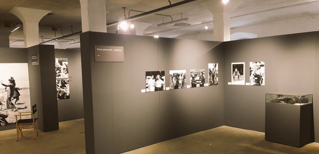 museudecervera's tweet photo. ‼ Aquest cap de setmana i el que ve, encara sou a temps de visitar una expo espectacular 🎬📽📸 #propdehollywood a la Farinera (Sindicat) de #Cervera.
Entrada gratuïta fins dg 24 nov.
No us la perdeu!👇🏼 #Cervera2019 #gomezgrau @paeriacervera @gencat https://t.co/62SP8xUeed
