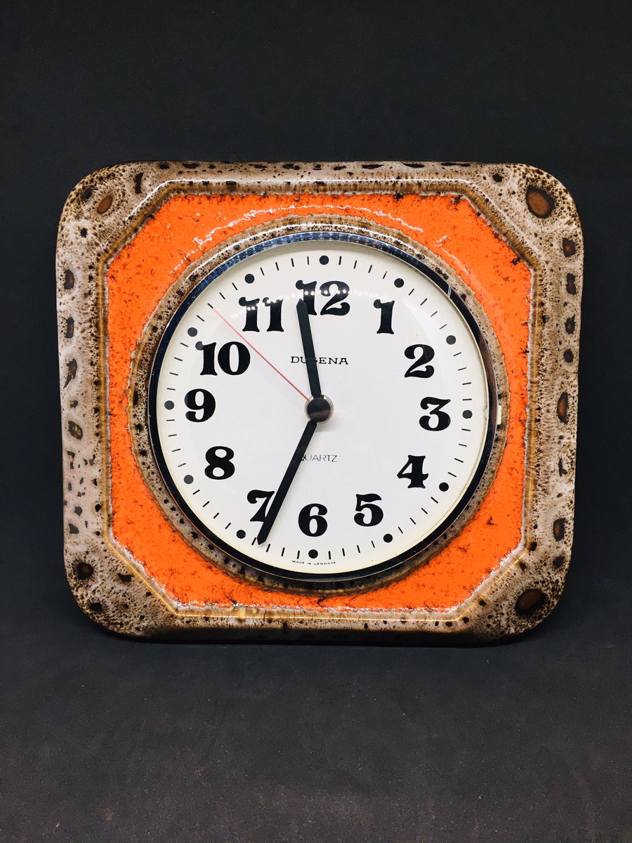 BcnVintage17's tweet image. Reloj de pared Cerámica Fat Lava 70’s
24 x 22 cm
Dugema Quarz
#vintagewallclock #fatlava #küchenuhr #dugenavintage #raval #relojvintage #relojpared #barcelonavintage17