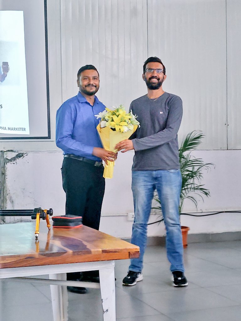 AzharNayeem04's tweet photo. Insightful!
Some great ideas presented by the speaker - Antony Chacko, on using Storytelling in the Success of a Business. Lots of good points to take into account. 
Also my first meet-up with the #DigitalMarketingClub 😀
Event hosted by @digitaldpak of #PixelTrackSocial https://t.co/HcOMQsXVz8