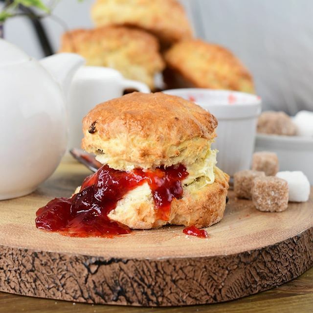 Harpers_Shop's tweet photo. Homemade scone with clotted cream and jam. 
If you don't get very sticky finders, you're doing it wrong ❤️ Now open Sundays too until Christmas 11 -3pm *
*
*
*
*

Photography by @bananashedphotos

#harperscoffeeandgifts
#harpersmaidstone
#harperschristma… https://t.co/rsYMeCfk6o https://t.co/MOqLsCor70