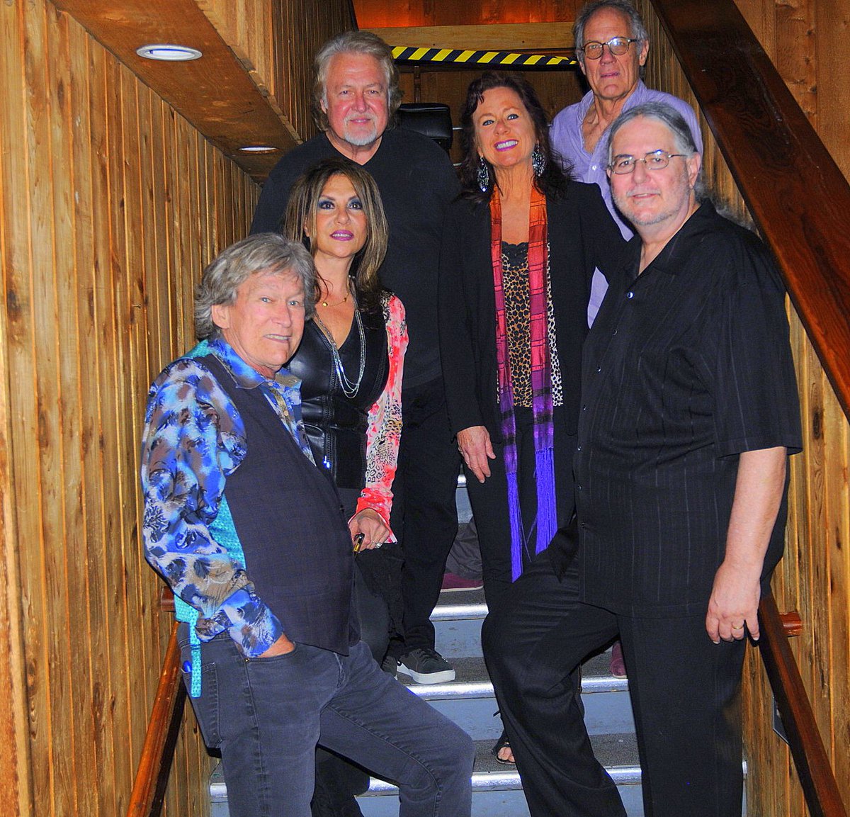 billchamplin's tweet photo. 🌟🌟🌟@Wunderground00 returns to @BogiesWVI 32001 Agoura Rd, Westlake Village, California Nov 24th @ 7pm. Band features @billchamplin #GaryFalcone, @tamarachamplin #BurleighDrummond #MaryHarris of @AMBROSIABAND &amp; Bill Bodine! SEE YOU THERE! Tickets/Info🎟️@ https://t.co/e8k9cFdFdX https://t.co/VxX6objnEV