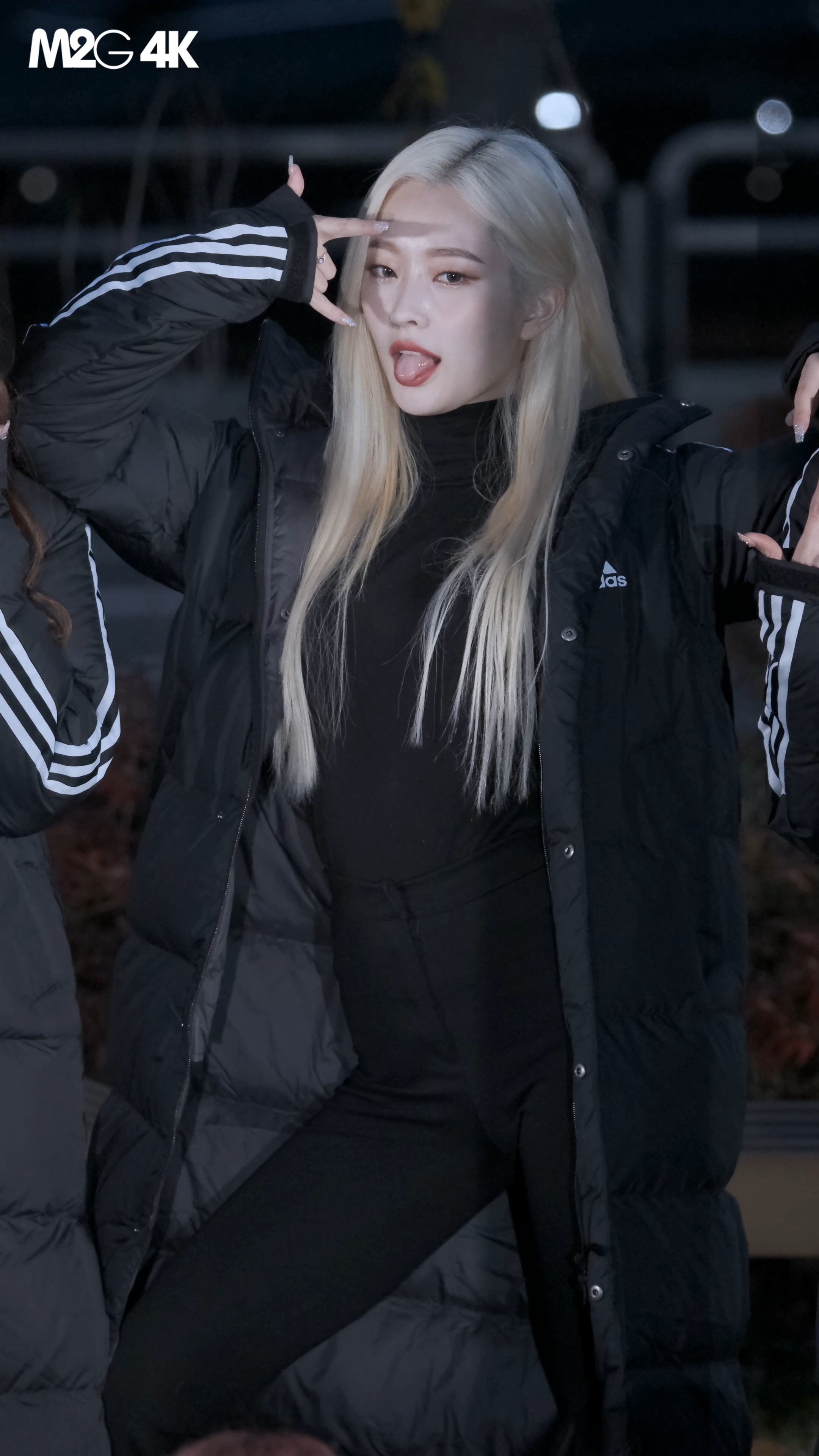 EJffWYvUUAIBgQ5.jpg:orig