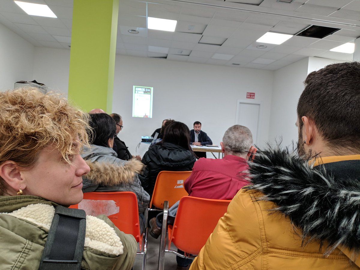 rcbenitez's tweet photo. Pues aquí estamos los IMPULSORES en la Asamblea del barrio de Los Molinos #Getafe 
@Molinos_existe @AdmMolinos 

✌️ @IMPULSAGETAFE https://t.co/IuaT1lFlnI