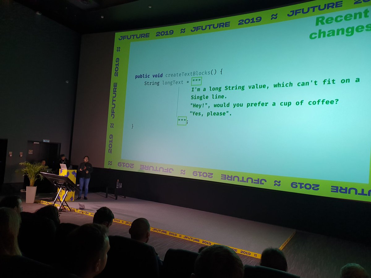 eMalaGupta's tweet image. House full for my keynote at @jfuturedev today! I was impressed with the questions attendees asked me during the day!
#JavaAlways #ProjectAmber