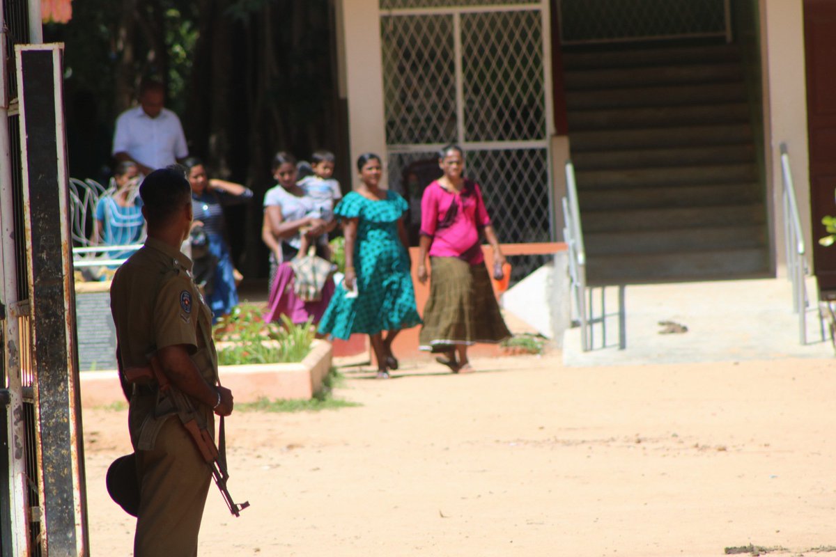 TamilGuardian's tweet photo. Polls close in Sri Lanka, as tens of thousands Tamils cast votes
https://t.co/w41UOvNJHY #lka #srilanka #PresPoll2019 #PresPollSL2019 #PresPoll #tamil #eelam https://t.co/FhVJ4ujGD4
